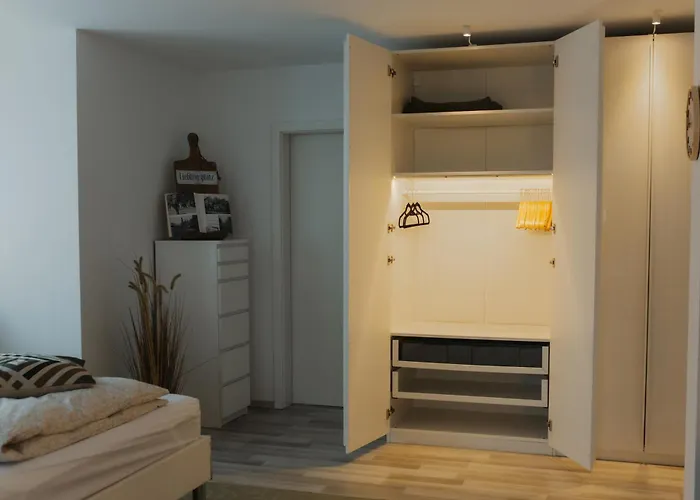 Appartement 40qm Wohlfuehl-apartment Im Gruenen Mit Sorglospaket Wuppertal